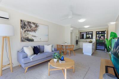 207/61 Explorer Drive