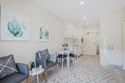 16/100 Albany Creek Road