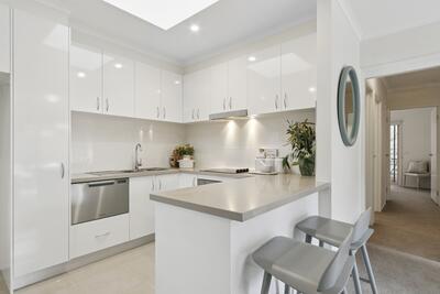 2/6 Melville Park Drive