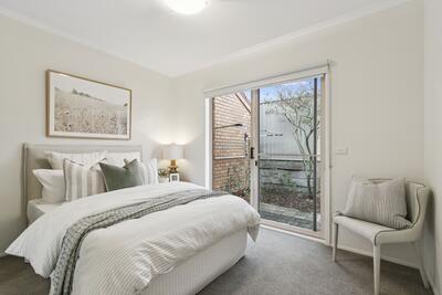2/6 Melville Park Drive