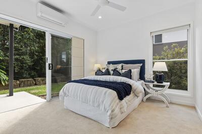 144/21 Gracemere Boulevard