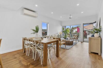 144/21 Gracemere Boulevard