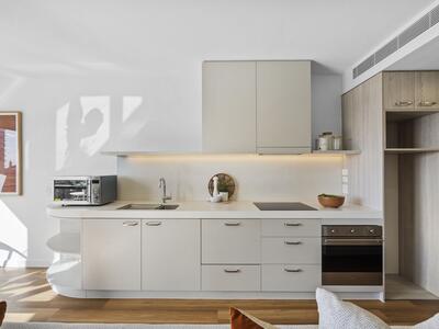705/50 Longland Street