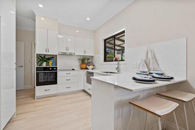 13/83 Freeth Street West