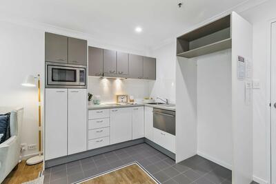 62/23 Adelaide Drive