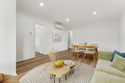 19/31 Crookston Drive
