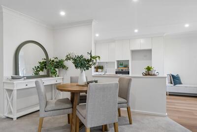 85/10 Minkara Road