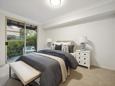 8/6 Hale Road