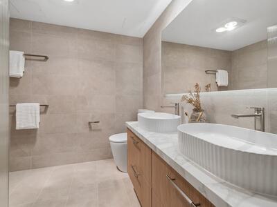 111/6 Hale Road