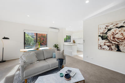 45/330 Springvale Road