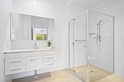 210/42 Ridley Road