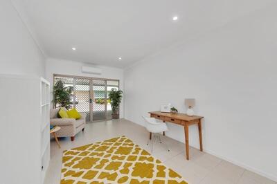82/1 Telford Street