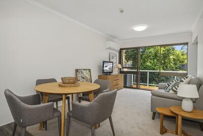 210/2 Ulmarra Place