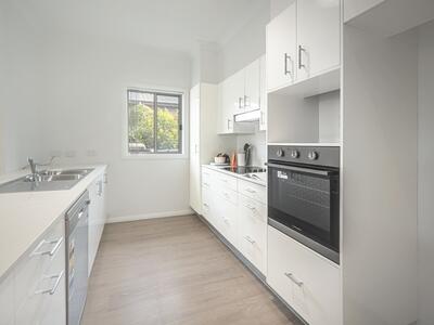 88/62 Island Point Road