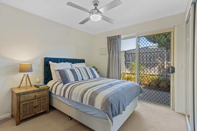 27/104 Country Club Drive