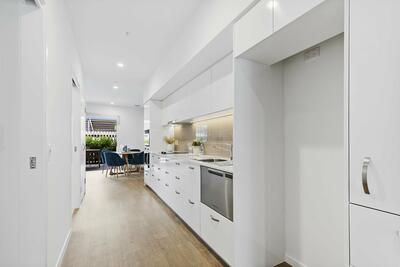 75/23 Adelaide Drive