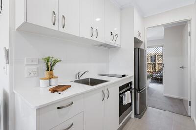 38/104 Country Club Drive