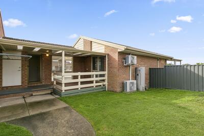 18/4-42 Coral Drive