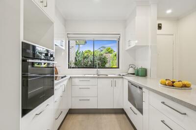 63/37 View Mount Road