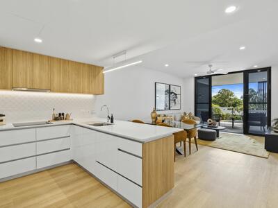 2203/7 Braddock Street