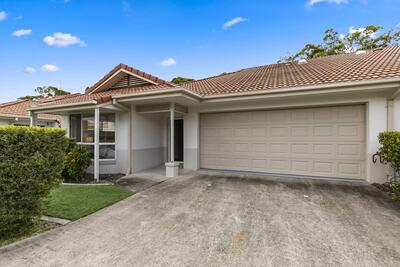 121/21 Gracemere Boulevard