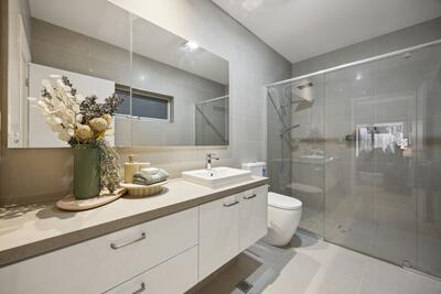 142/33 Lomandra Way