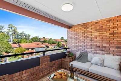 417/61 Explorer Drive