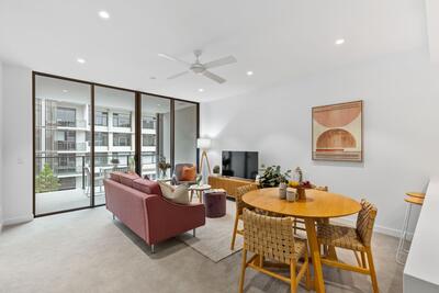 1206/2 Symphony Way