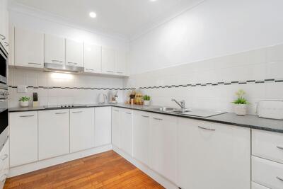 120/6 Hale Road