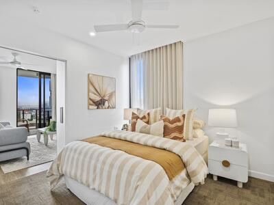710/50 Longland Street