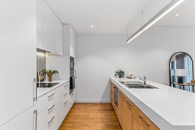 101/9 Vine Street