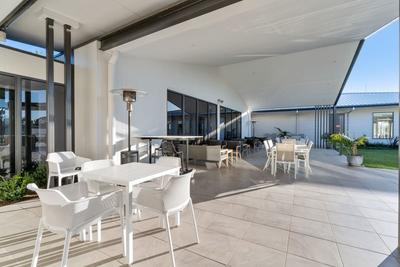 53/62 Island Point Road