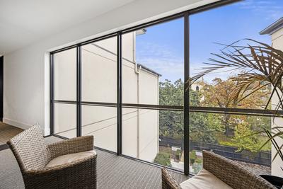 224/9 Vine Street