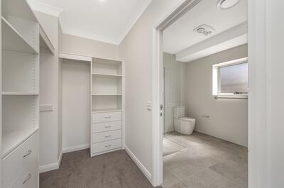 IC/024 Ibis Crescent