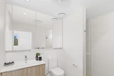 1301/2 Symphony Way