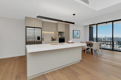 1508/50 Longland Street