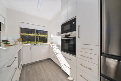 4/2-8 Kitchener Street
