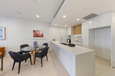 S211/469 Sandgate Road
