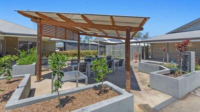 63/15-27 Adelaide Drive