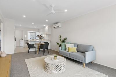 49/4-42 Coral Drive