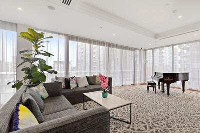 208/50 Longland Street