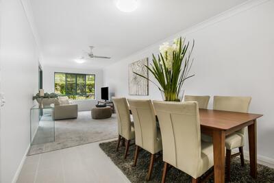 207/148 Smith Street