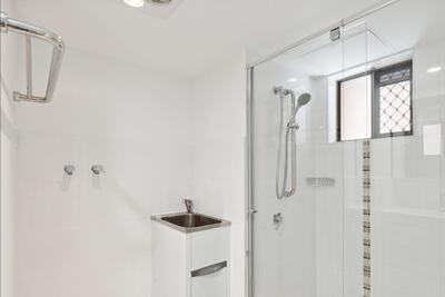 H54/356 Blunder Road