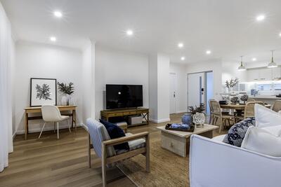 MS/014 Moorhen Street