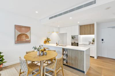 1206/2 Symphony Way