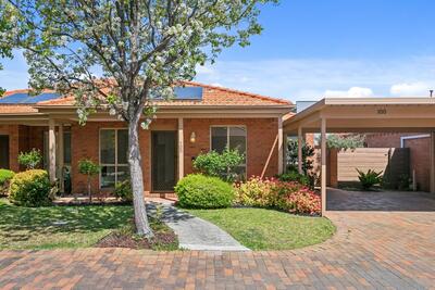 100/62-76 Cavanagh Street