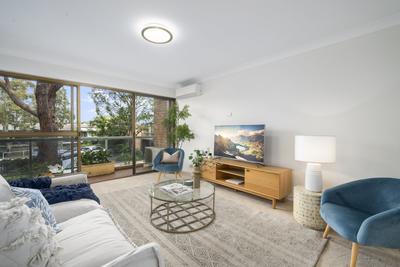 37/2 Ulmarra Place