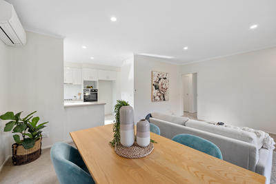 45/330 Springvale Road