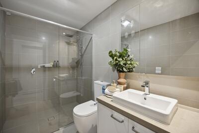 142/33 Lomandra Way