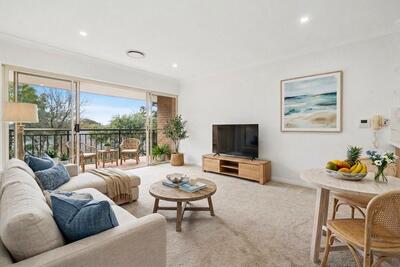 22/6 Hale Road